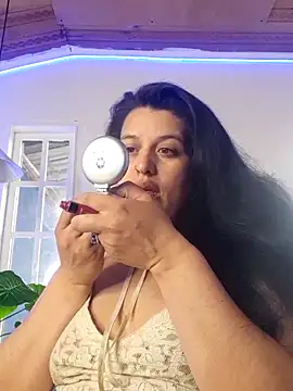 Andrea secret  online show from 2, 4, 2026