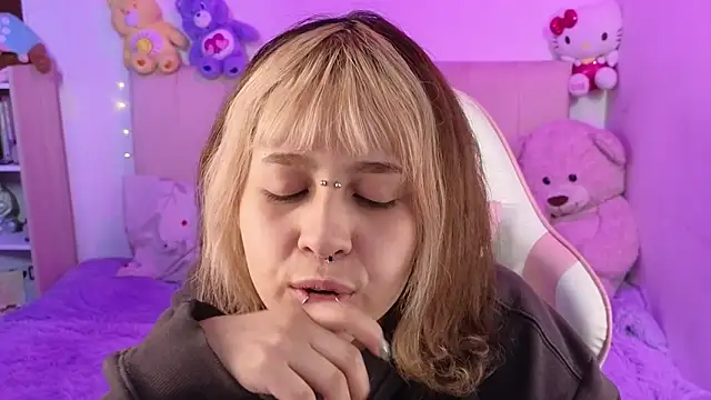 NekoWaifu online show from 29, 5, 2026