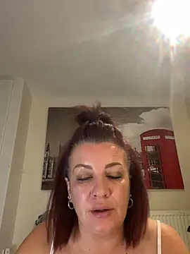 Snapshot of PoppyPrincessxox chatting on 28, 9, 2025 PoppyPrincessxox online show from 28, 9, 2025