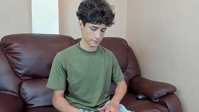 Snapshot of Xam_Collen chatting on 14, 12, 2025 Xam Collen online show from 14, 12, 2025