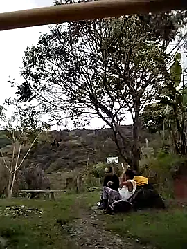 Snapshot of sky-wolves chatting on 25, 10, 2025 sky-wolves online show from 25, 10, 2025