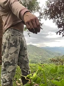 Snapshot of sky-wolves chatting on 3, 2, 2026 sky-wolves online show from 3, 2, 2026