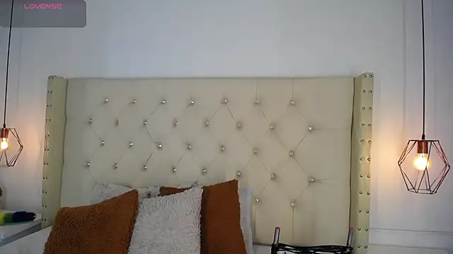 bycandy  online show from 19, 12, 2025