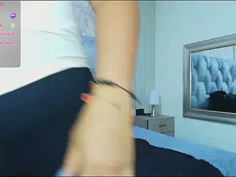 Snapshot of sofiagutierrez__ chatting on 23, 9, 2025 sofiagutierrez online show from 23, 9, 2025