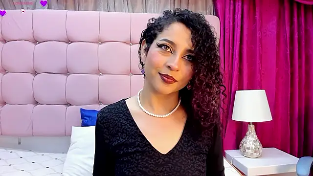 Snapshot of Kayla_Moon_ chatting on 13, 2, 2026 Kayla Moon online show from 13, 2, 2026