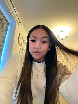 Snapshot of MissCherryyxox chatting on 23, 9, 2025 MissCherryyxox online show from 23, 9, 2025