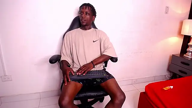 SkylerBigxxx online show from 16, 10, 2025