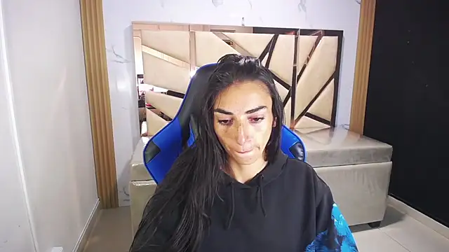 Maily a  online show from 10, 1, 2026