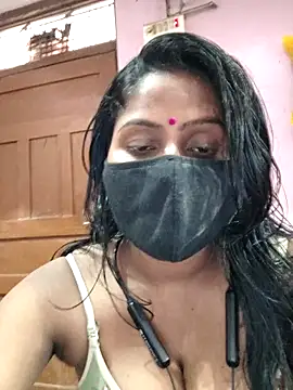 Jasmine Januja online show from 3, 10, 2025