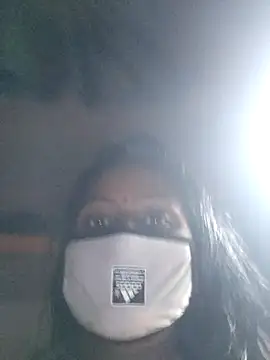 Jasmine Januja online show from 18, 12, 2025