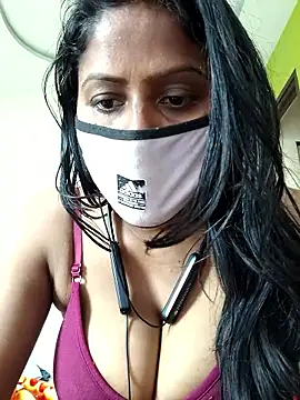 Jasmine Januja online show from 9, 1, 2026