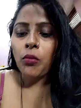Snapshot of Jasmine_Januja chatting on 9, 5, 2026 Jasmine Januja online show from 9, 5, 2026