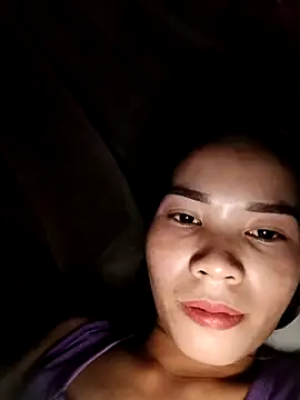 Snapshot of linhkem-cute chatting on 29, 9, 2025 linhkem-cute online show from 29, 9, 2025