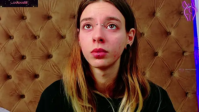 CoraVex online show from 2, 12, 2025