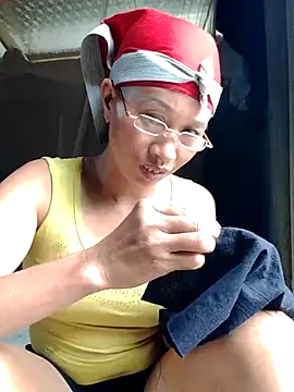 donna-bae online show from 4, 8, 2026