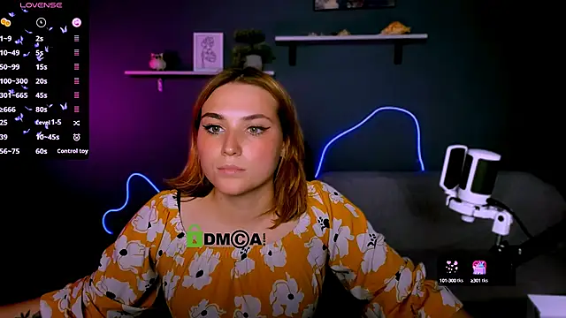 casey meow  online show from 14, 10, 2025