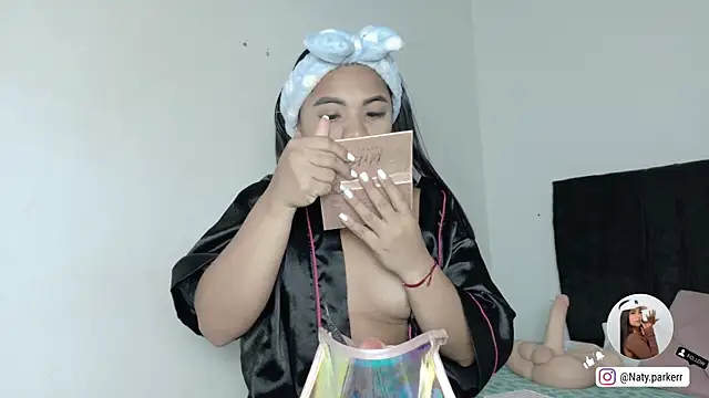 Natashaparker   online show from 8, 4, 2026