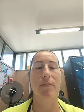 Snapshot of bichota85 chatting on 14, 7, 2026 bichota85 online show from 14, 7, 2026