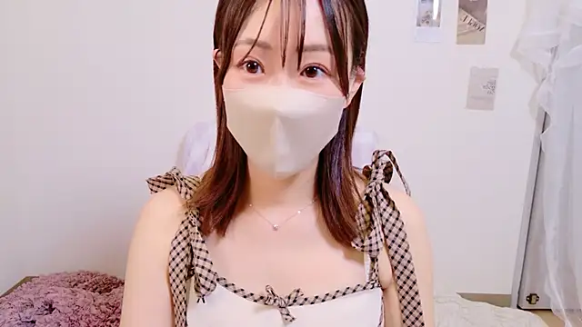 Snapshot of _Mimi_Ch chatting on 8, 10, 2025  Mimi Ch online show from 8, 10, 2025