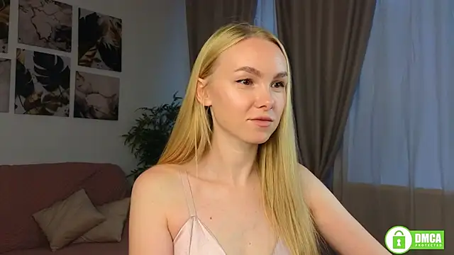 Snapshot of hey_Olivia chatting on 25, 10, 2025 hey Olivia online show from 25, 10, 2025