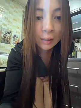 Karlee Grey1 online show from 5, 4, 2026