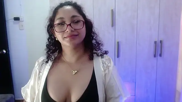 Gia Dior online show from 29, 10, 2025