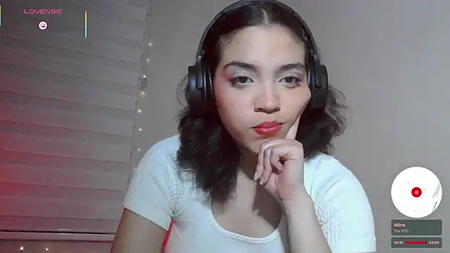  curiouskitten  online show from 30, 11, 2025