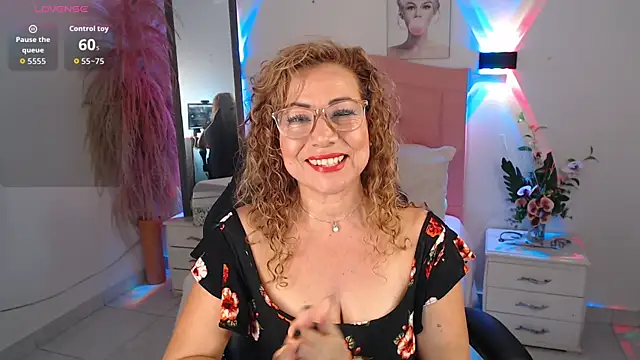 Jademommy  online show from 6, 1, 2026