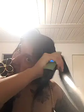 gabii hardy online show from 1, 4, 2026