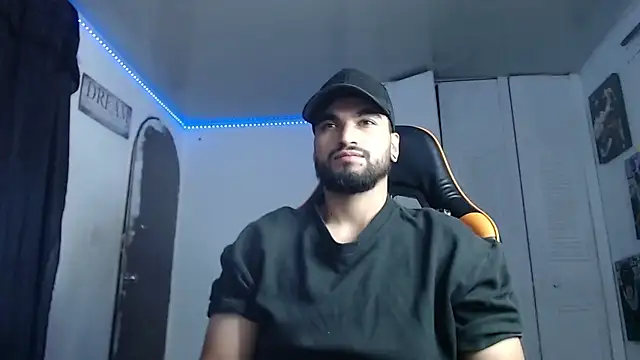 Snapshot of Chrys_harris77 chatting on 4, 10, 2025 Chrys harris77 online show from 4, 10, 2025