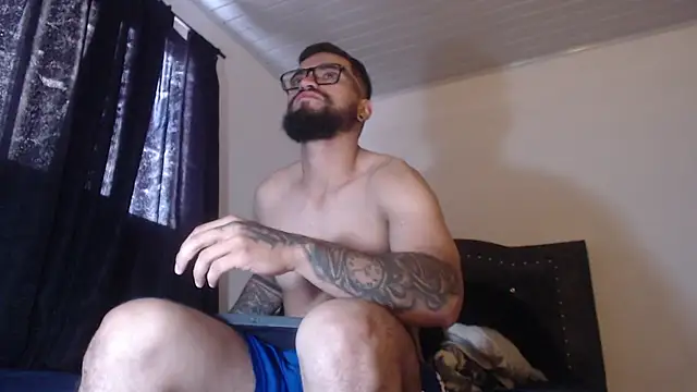 Snapshot of Chrys_harris77 chatting on 13, 3, 2026 Chrys harris77 online show from 13, 3, 2026