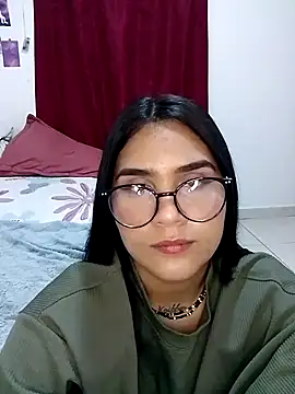 Snapshot of Renata_Zoe chatting on 22, 10, 2025 Renata Zoe online show from 22, 10, 2025