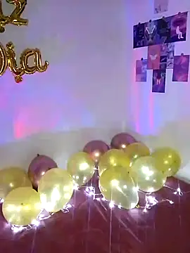 Snapshot of Renata_Zoe chatting on 16, 11, 2025 Renata Zoe online show from 16, 11, 2025