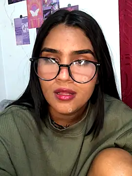 Snapshot of Renata_Zoe chatting on 26, 11, 2025 Renata Zoe online show from 26, 11, 2025