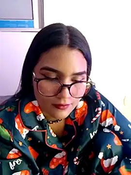 Snapshot of Renata_Zoe chatting on 1, 12, 2025 Renata Zoe online show from 1, 12, 2025