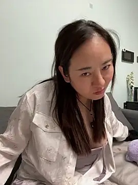 Kayla-love online show from 14, 4, 2026