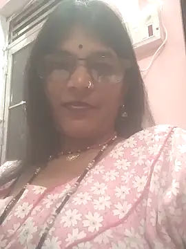 Hott cutgirl online show from 2, 10, 2025