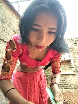 Snapshot of R_Roshni chatting on 8, 4, 2026 R Roshni online show from 8, 4, 2026