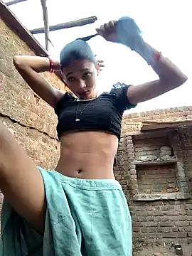 Snapshot of R_Roshni chatting on 12, 4, 2026 R Roshni online show from 12, 4, 2026