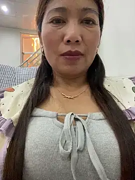 Snapshot of Milky-milk chatting on 10, 4, 2026 Milky-milk online show from 10, 4, 2026