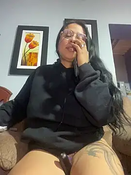 Snapshot of Rouus14 chatting on 15, 10, 2025 Rouus14 online show from 15, 10, 2025