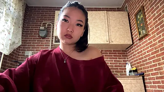 EmmaLeexth online show from 30, 3, 2026