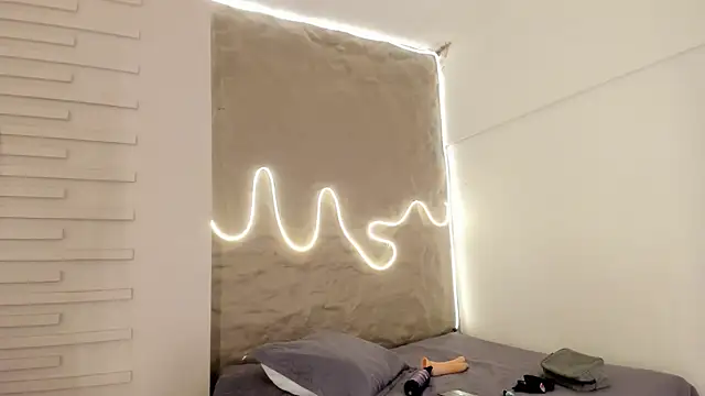 Snapshot of Naomy_gyal chatting on 14, 11, 2025 Naomy gyal online show from 14, 11, 2025