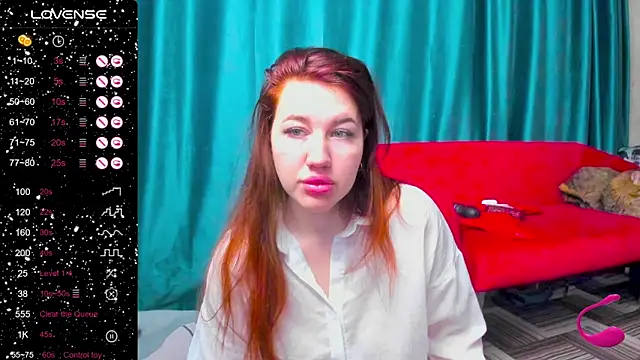 Snapshot of LillyLover_ chatting on 10, 10, 2025 LillyLover online show from 10, 10, 2025