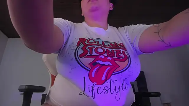 Snapshot of Damian_Rock chatting on 22, 9, 2025 Damian Rock online show from 22, 9, 2025