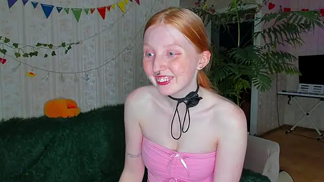 Snapshot of RitaSweety18 chatting on 29, 5, 2026 RitaSweety18 online show from 29, 5, 2026