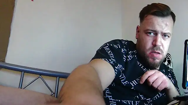 Snapshot of BiologicCargo752 chatting on 5, 12, 2025 BiologicCargo752 online show from 5, 12, 2025