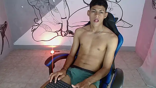 Snapshot of deivid_bigcock1 chatting on 10, 10, 2025 deivid bigcock1 online show from 10, 10, 2025