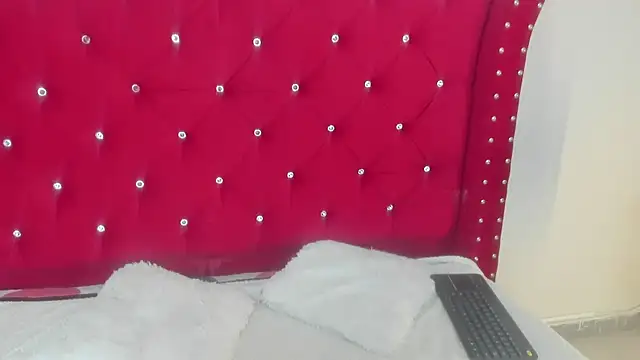 Snapshot of sky-ls chatting on 22, 9, 2025 sky-ls online show from 22, 9, 2025