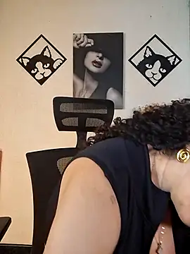 Lina 444 online show from 1, 3, 2026